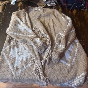 Artisan NY Beige Knit Sweater